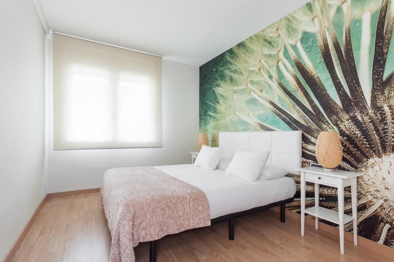 Art House Fira Apartments Барселона Екстериор снимка