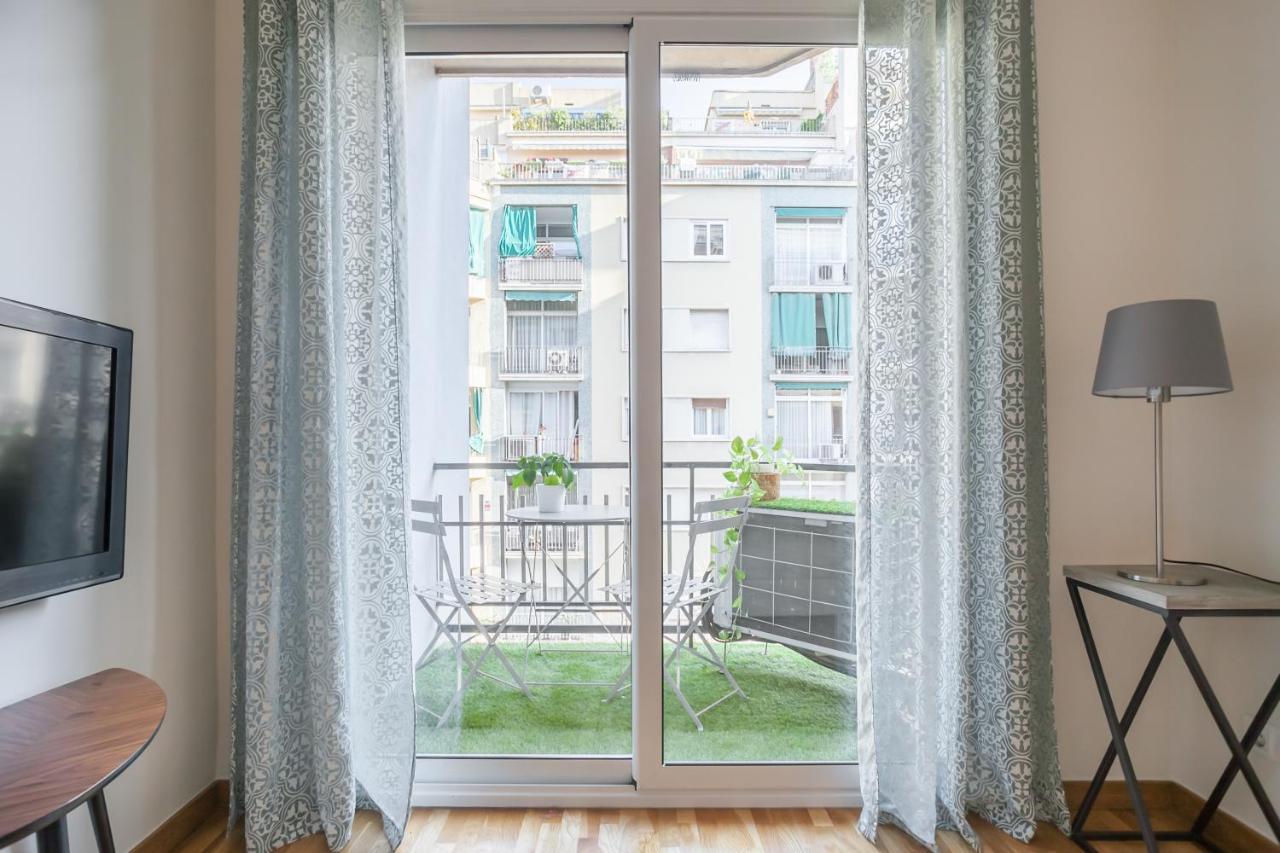 Art House Fira Apartments Барселона Екстериор снимка